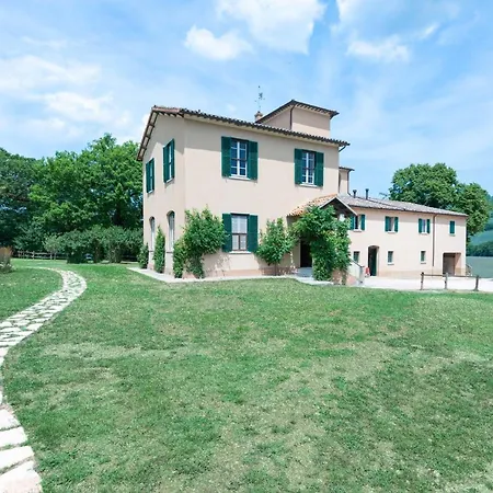 Fonte Flavia * Urbania