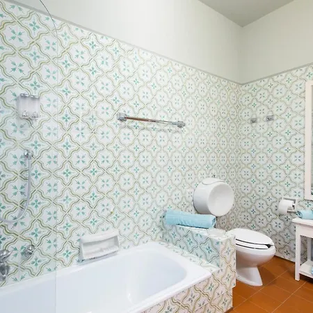 Fonte Flavia * Urbania