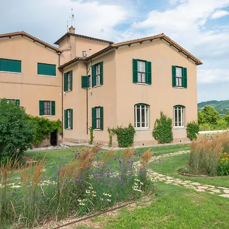 Fonte Flavia * Urbania